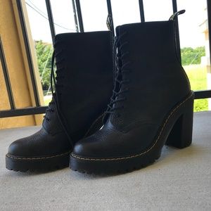 Dr. Martens Kendra Boots